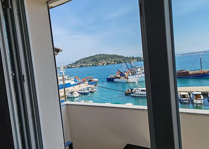 Sunny Apartment