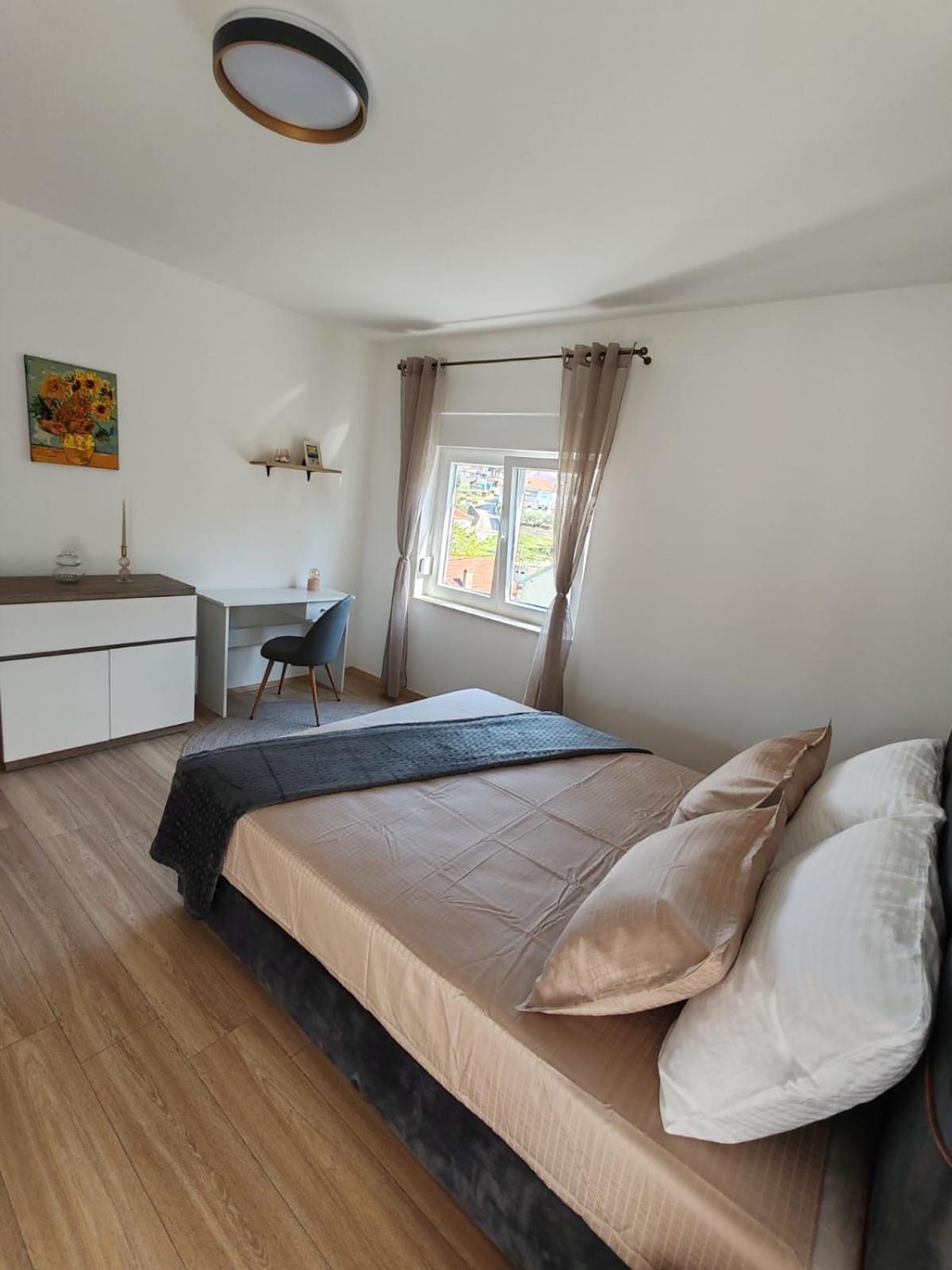 Apartment Sunny
