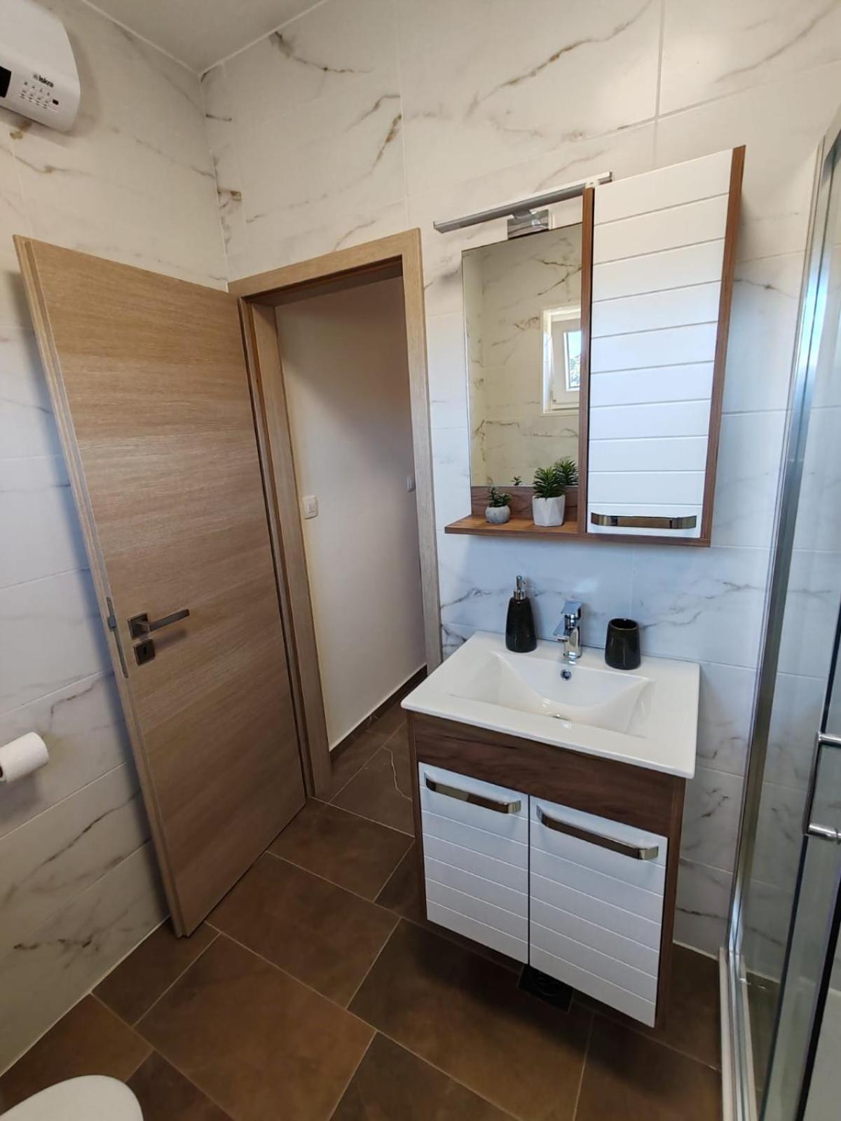 Apartman Sunny *